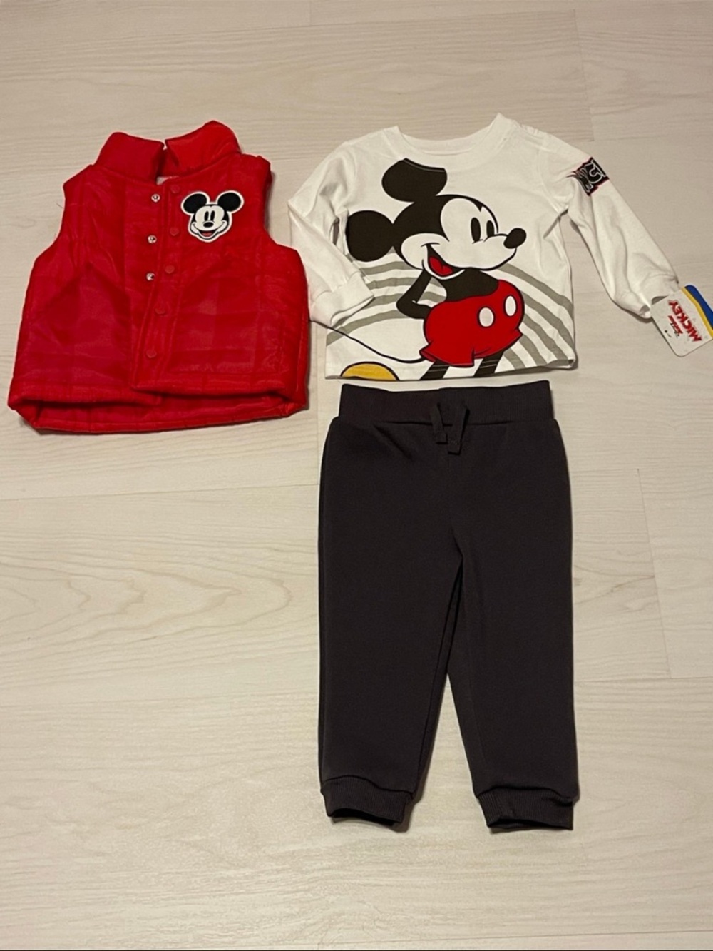 Disney Kids 3-Piece Set Red White Black Mickey Outfit